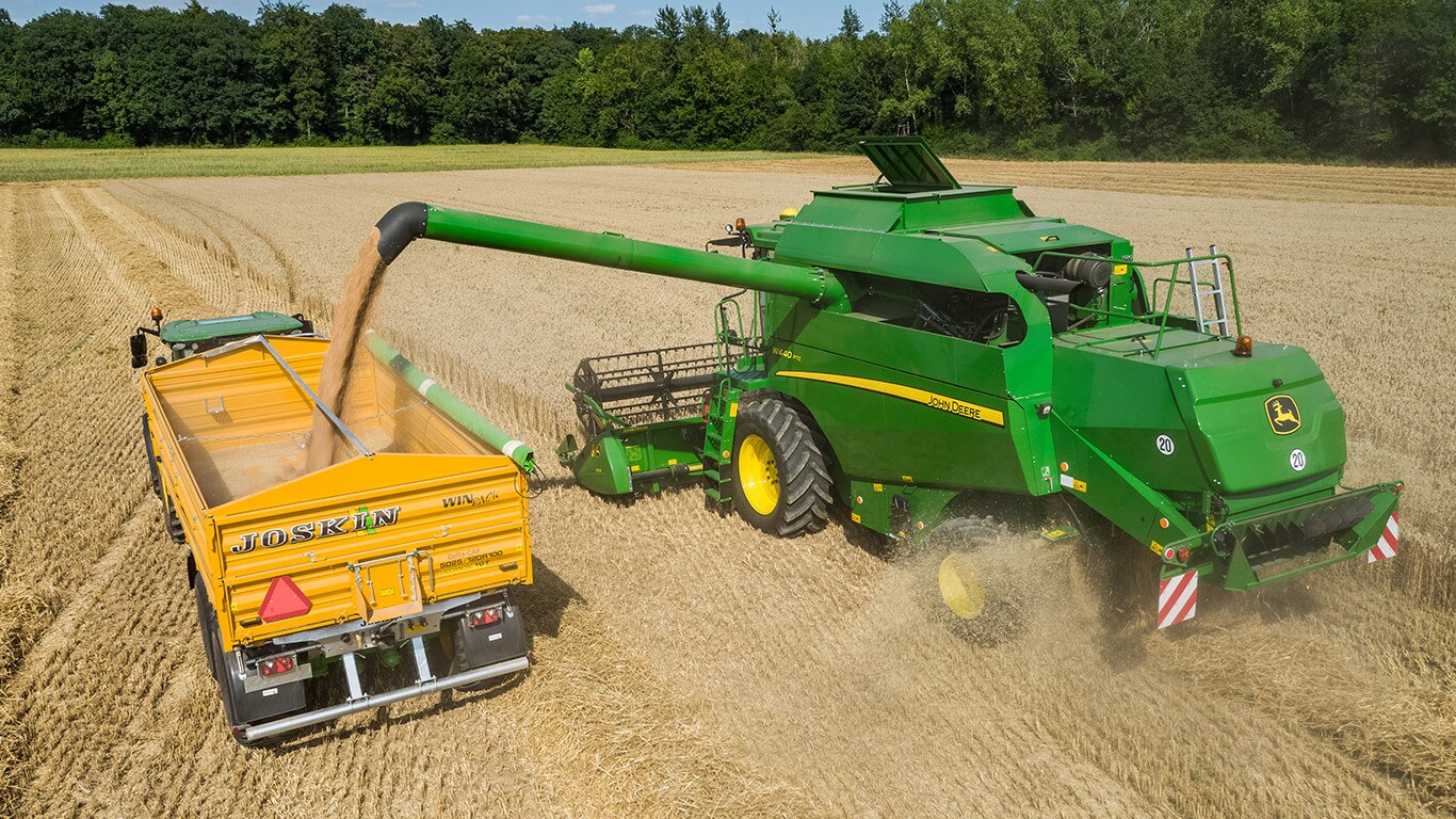 W440 Mähdrescher W300/W400 der Kompaktklasse John Deere AT