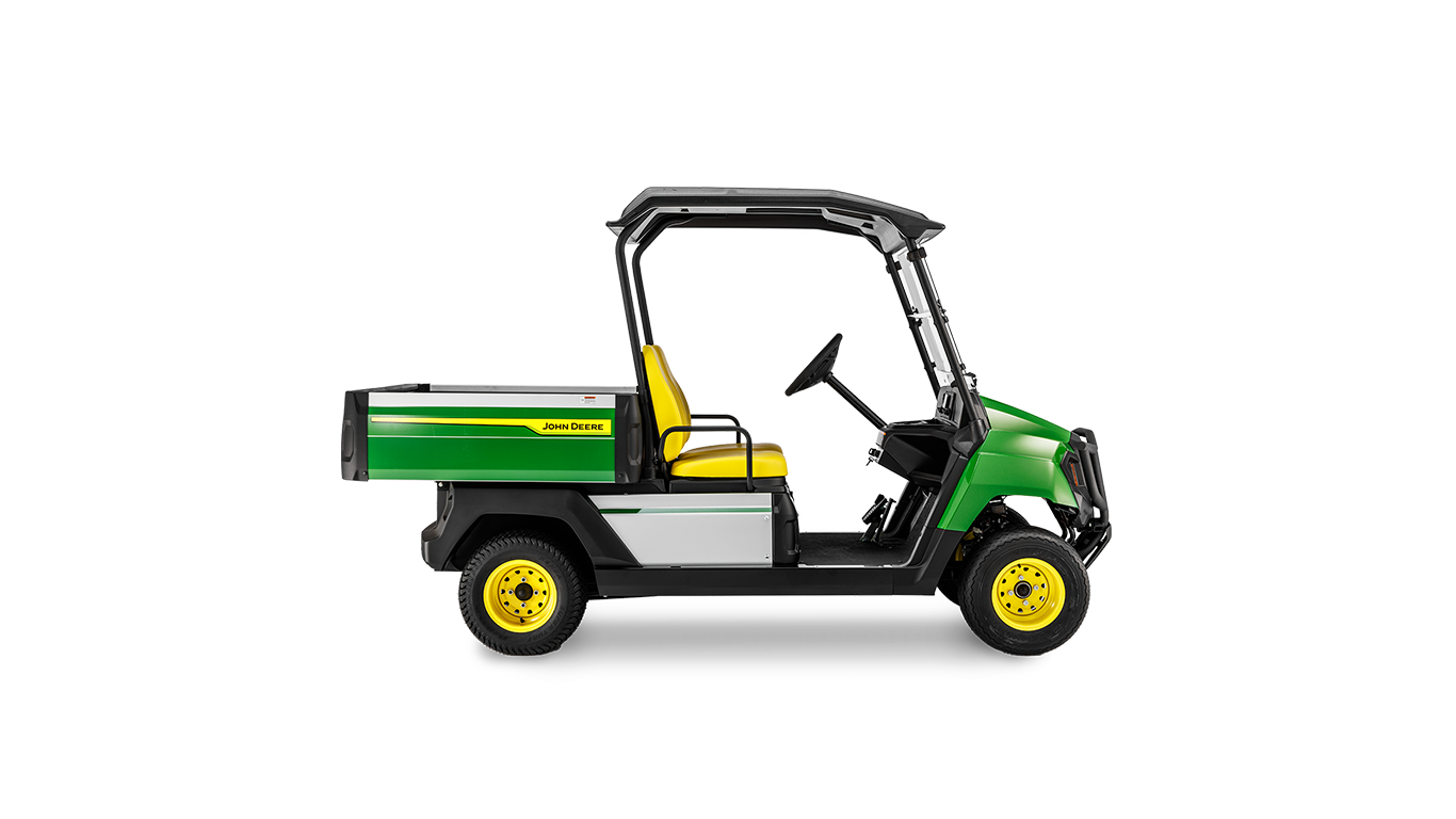 Seitenansicht eines John Deere Gator GS Electric Nutzfahrzeugs mit grüner Karosserie, gelben Sitzen und schwarzem Dach vor weißem Hintergrund.
