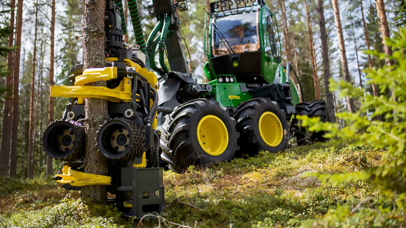 John Deere 1070G mit H212