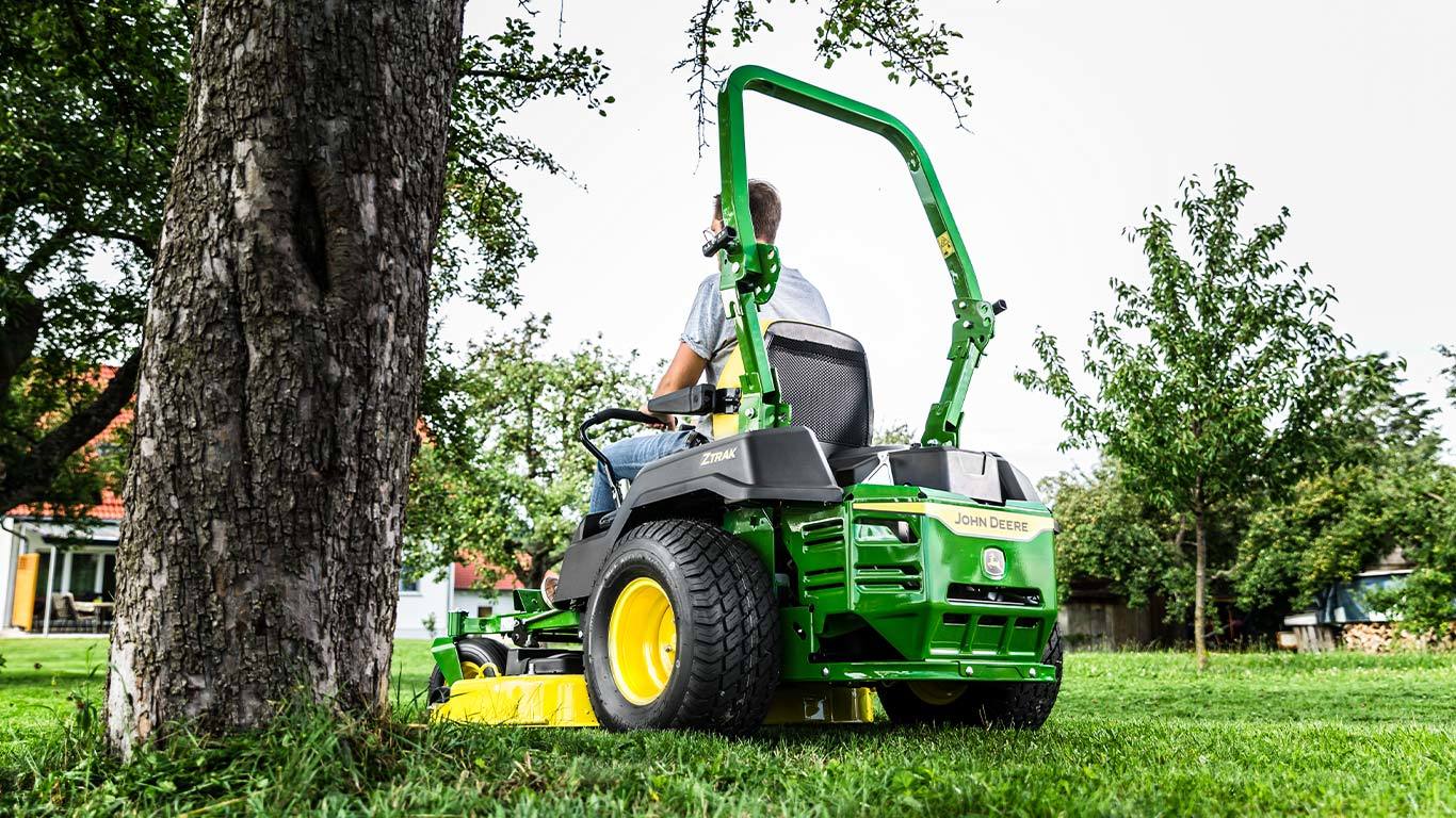 Z515E NullWenderadiusMäher ZTrak John Deere AT