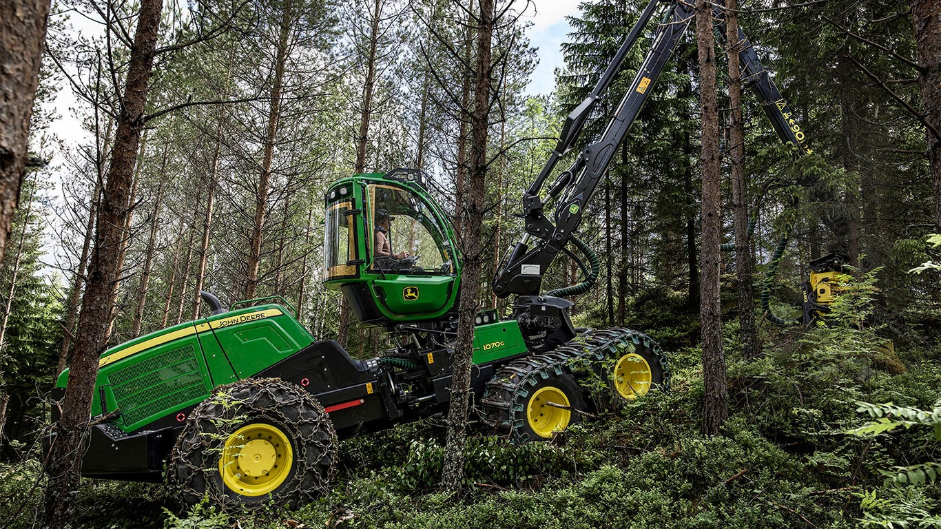 John Deere 1070G